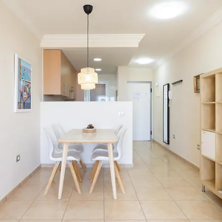 Home2book Amazing Sea Views & Terrace, El Poris Διαμέρισμα *